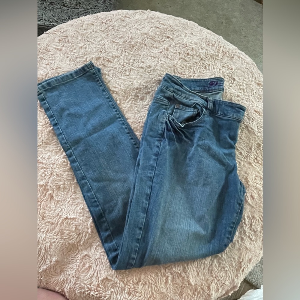 Ladies jeans